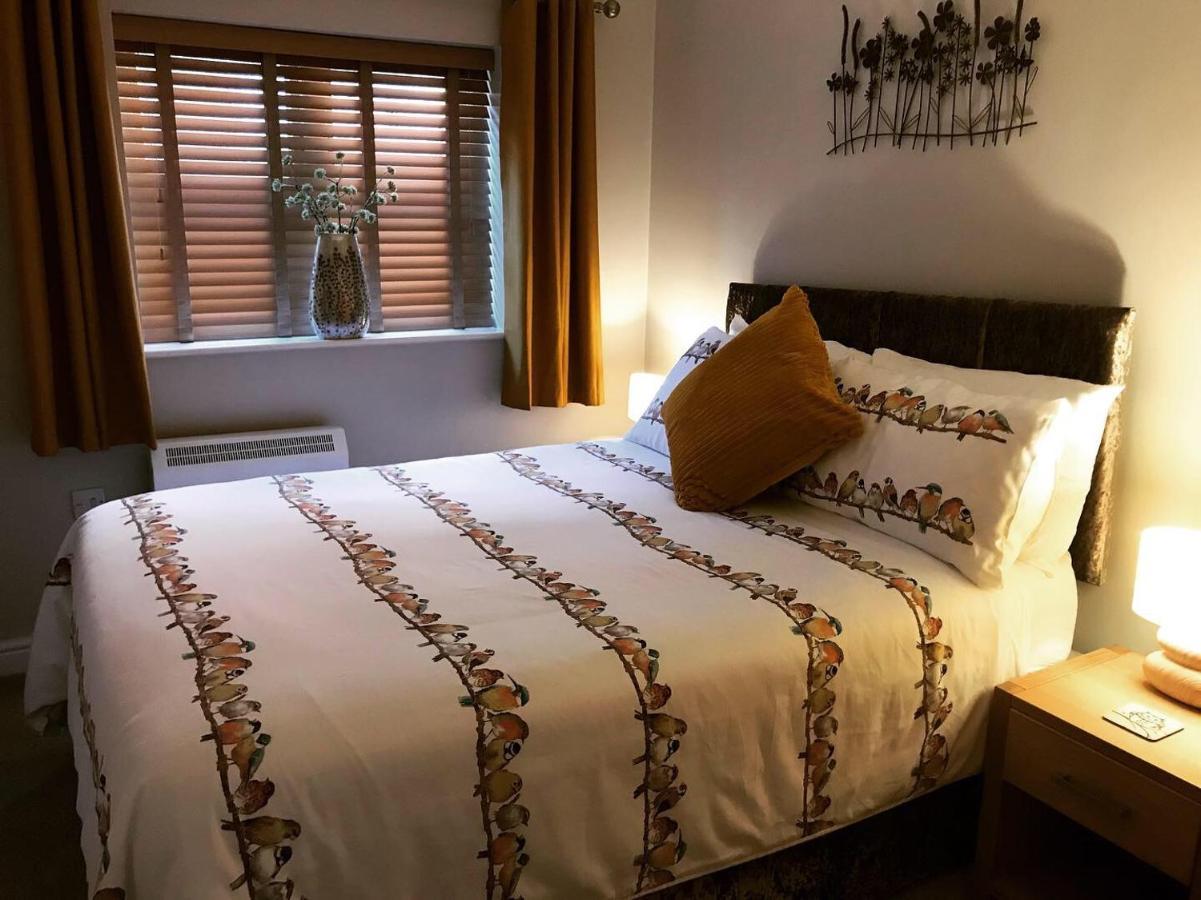 Clarabel'S Guest House- The Nook Wombourn Exteriér fotografie